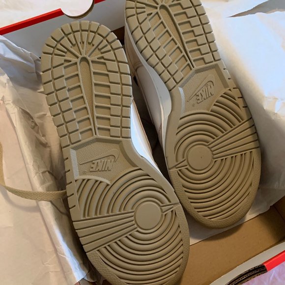 Nike Dunk High Retro PRM Phantom / Limestone / Sail size 7 NWT and box - Picture 2 of 9